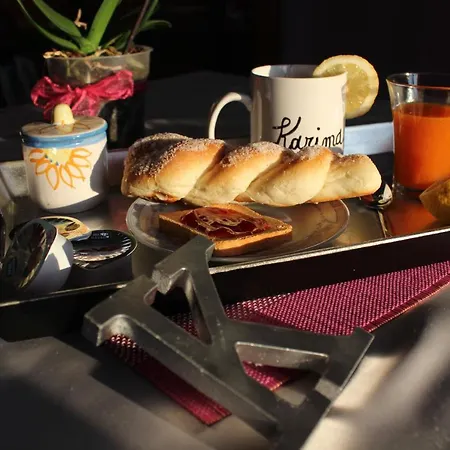 Alojamento de Acomodação e Pequeno-almoço Karima 3*